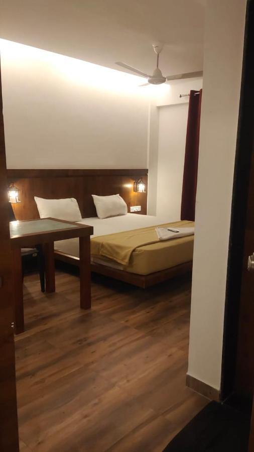 Hotel Anvisha Executive Mangvadi 外观 照片
