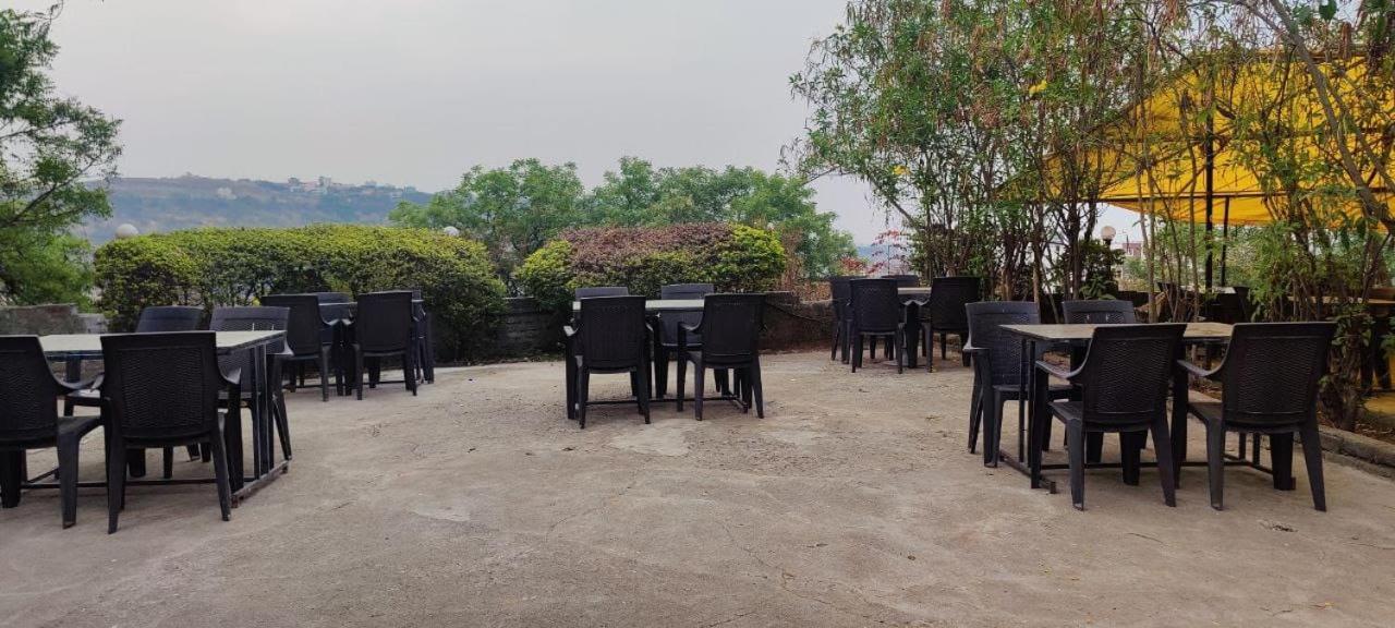 Hotel Anvisha Executive Mangvadi 外观 照片